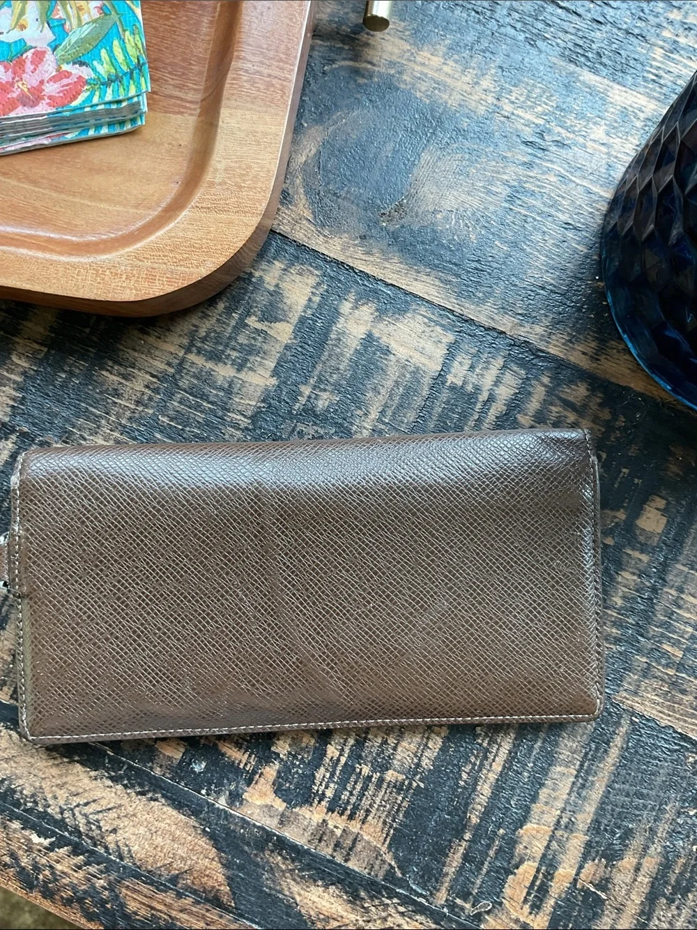 Louis Vuitton brown Taiga leather accordion wallet
